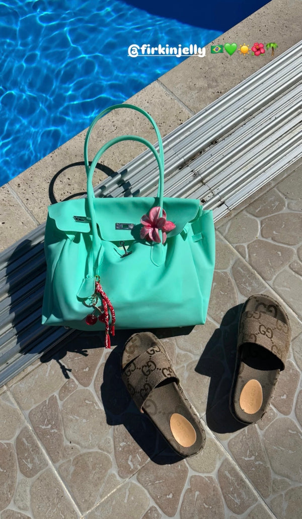 Photo de Lauryne avec son sac Firkin Jelly