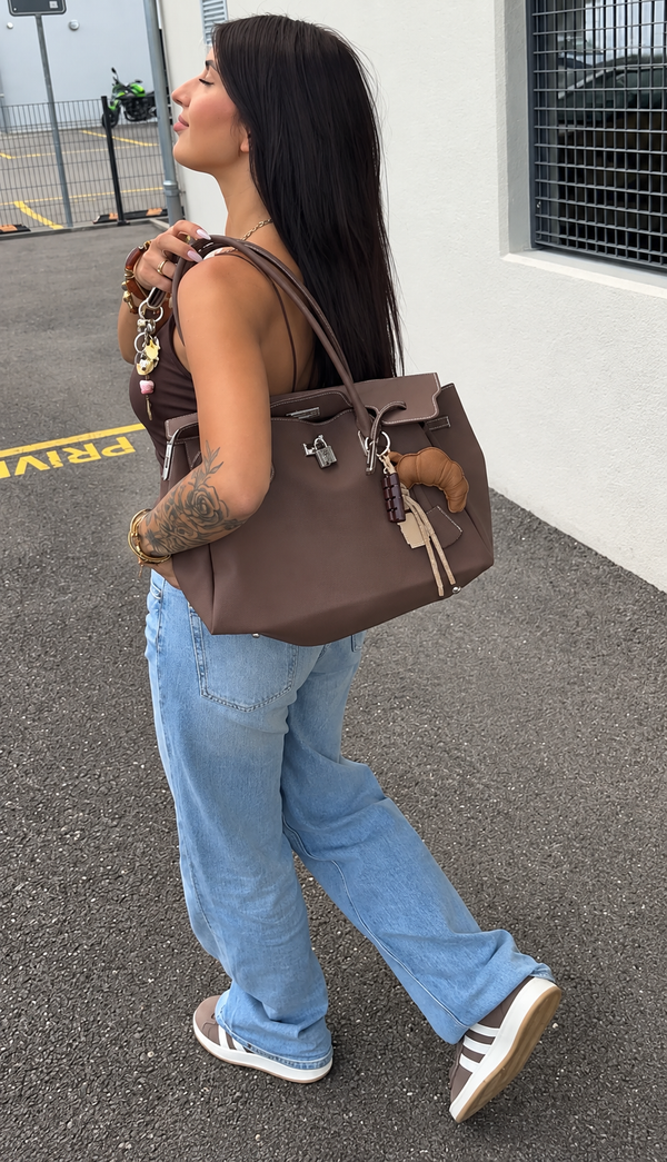 Photo de Melissa avec son sac Firkin Jelly