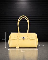 Dimensions du sac Jelly Pop Butter : 35 cm de largeur, 19 cm de hauteur et 15 cm de profondeur